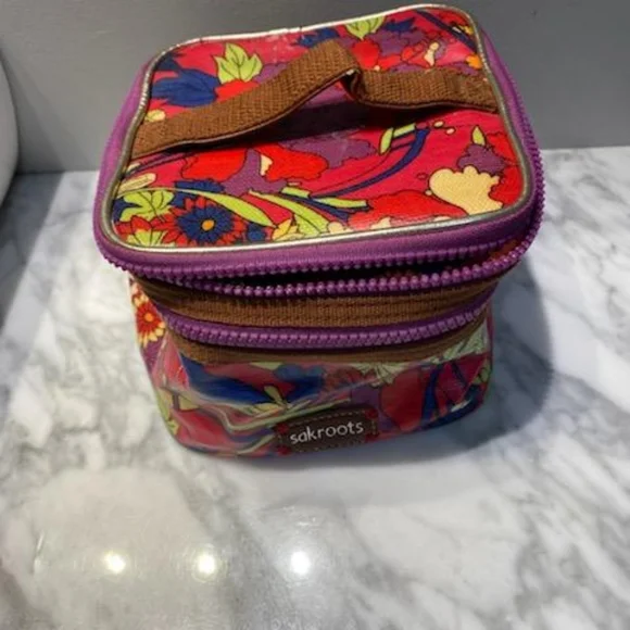 Sakroots makeup bag sale